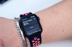  苹果对Apple Watch用户进行调查 暗示其对血糖监测功能的兴趣