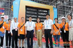 广西大学领导看望广西大学中国—东盟博览会志愿者